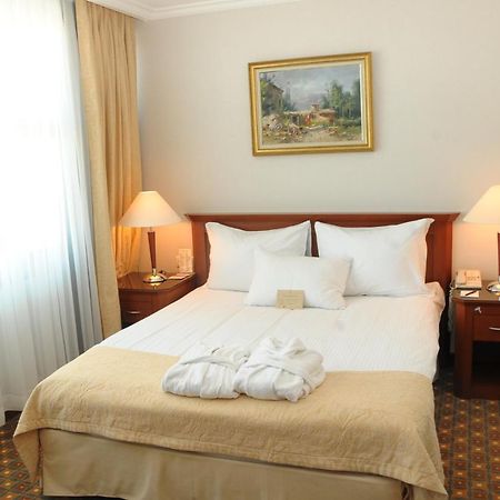 Hotel Midi Ankara Esterno foto