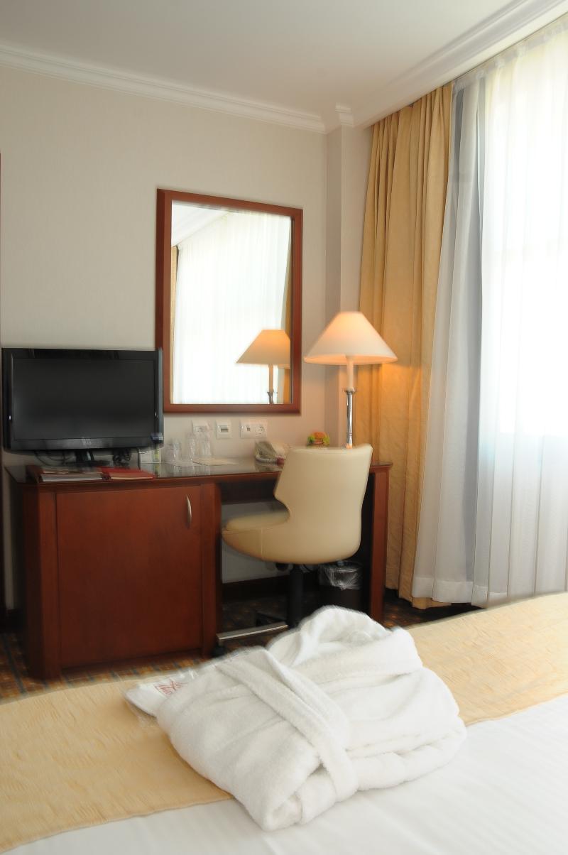 Hotel Midi Ankara Esterno foto